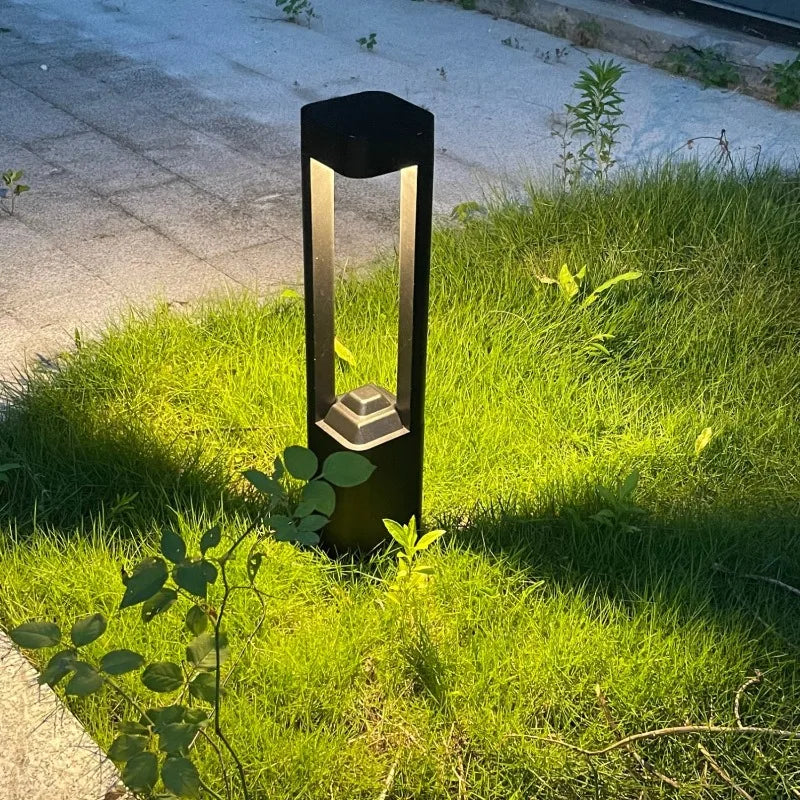 Solar Powered Path Lights for Elegant Outdoor Illumination